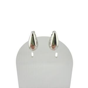 Vintage  Artisan Minimalist Modernist Teardrop Small Clip Earrings